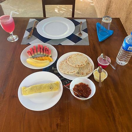 Hotel Hanguk Villa Дамбула Екстериор снимка