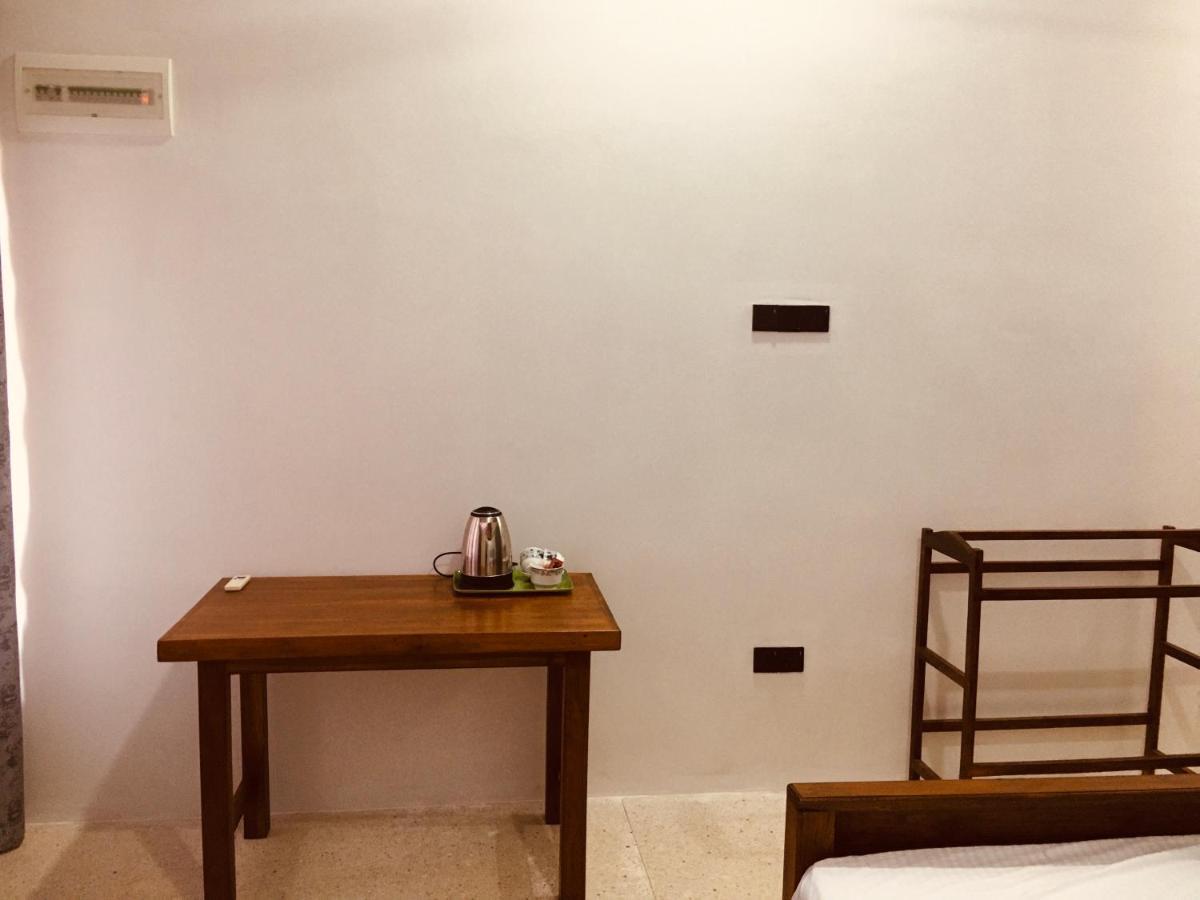 Hotel Hanguk Villa Дамбула Екстериор снимка