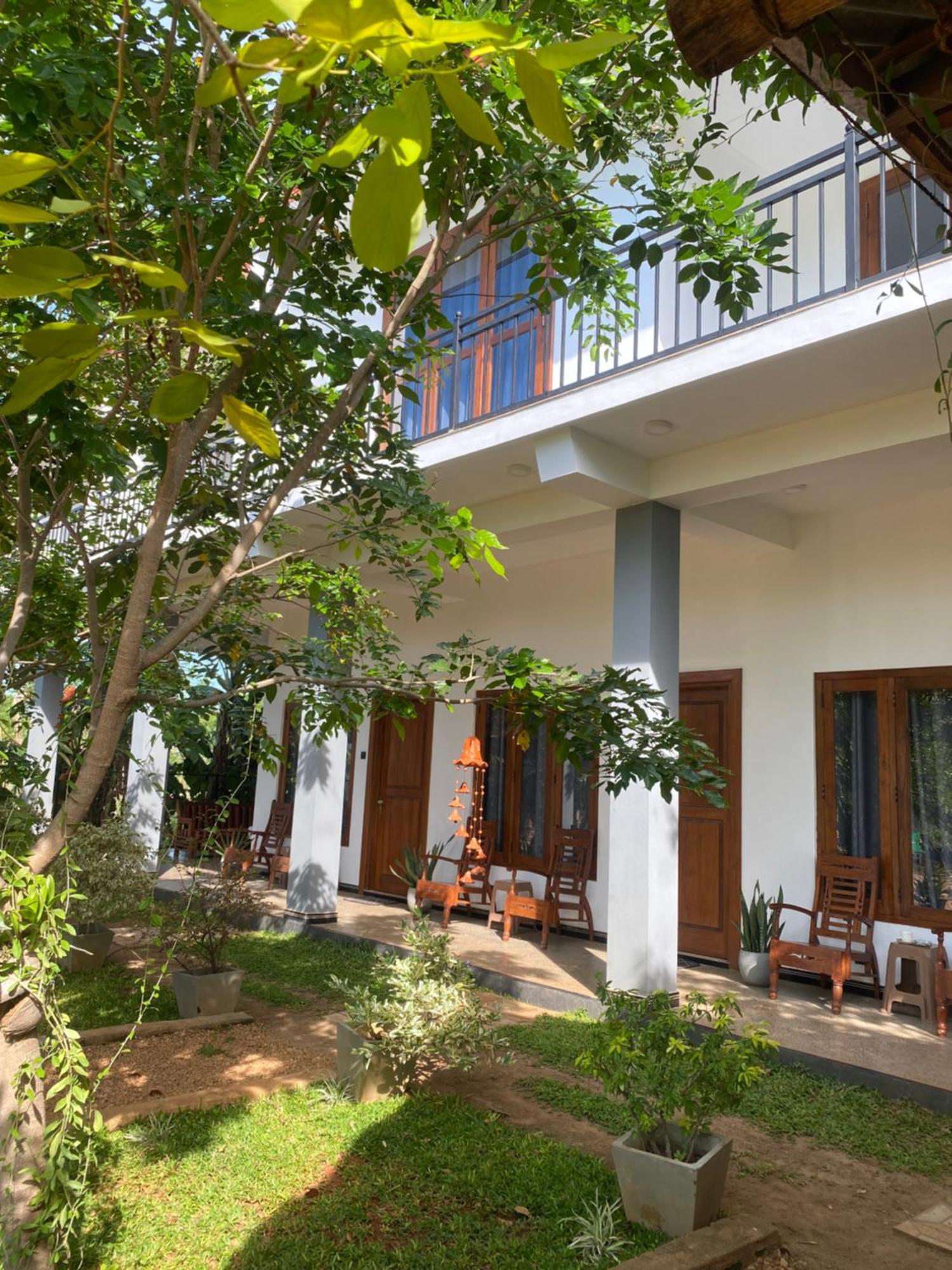 Hotel Hanguk Villa Дамбула Екстериор снимка